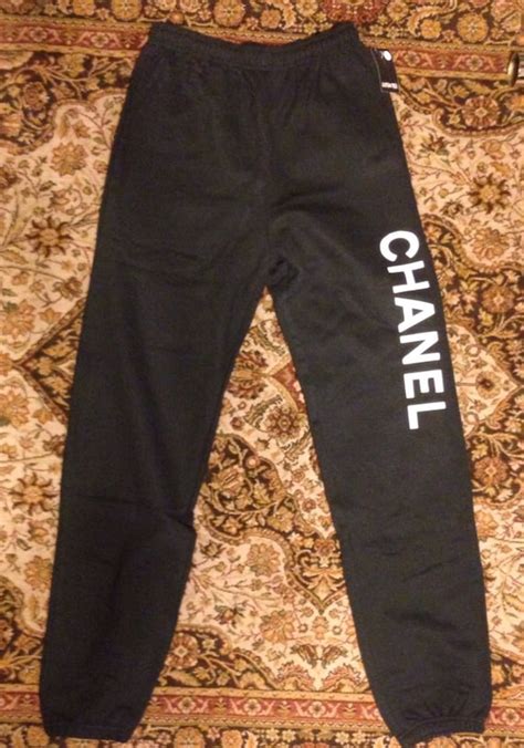 sweat chanel jaune|Chanel sweatpants.